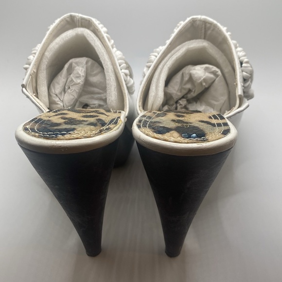 Vintage platform peep toe white with stone detailing size 71/2 - Picture 6 of 13